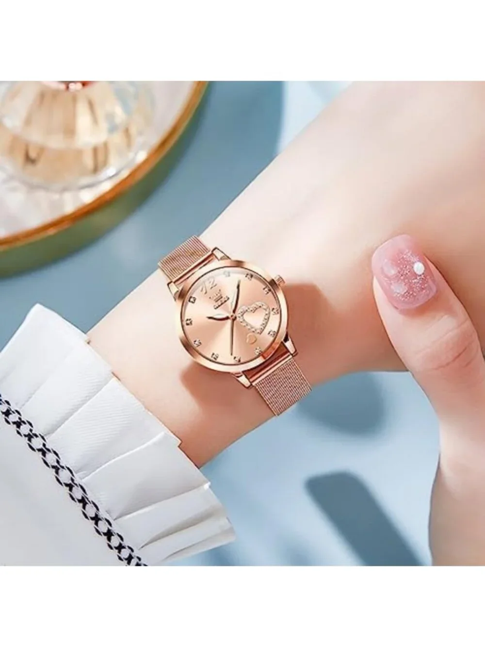 Stylish Rose Gold Women's Watch - Mesh Strap, Waterproof, Luminous, Heart Design